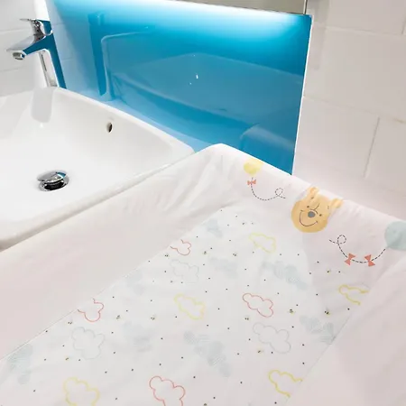 Express By Ihg Hotel