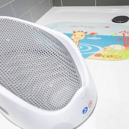 Express By Ihg Hotel 3*