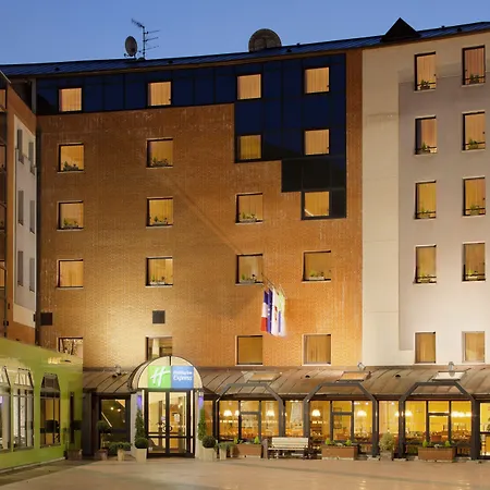 Express By Ihg 호텔 3*