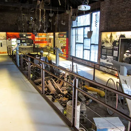 Express By Ihg Hotel