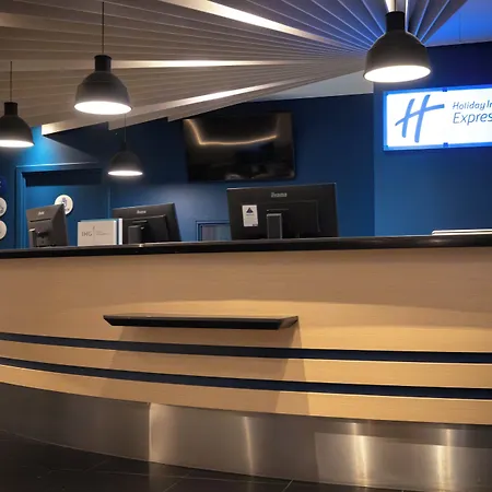 Express By Ihg 3*