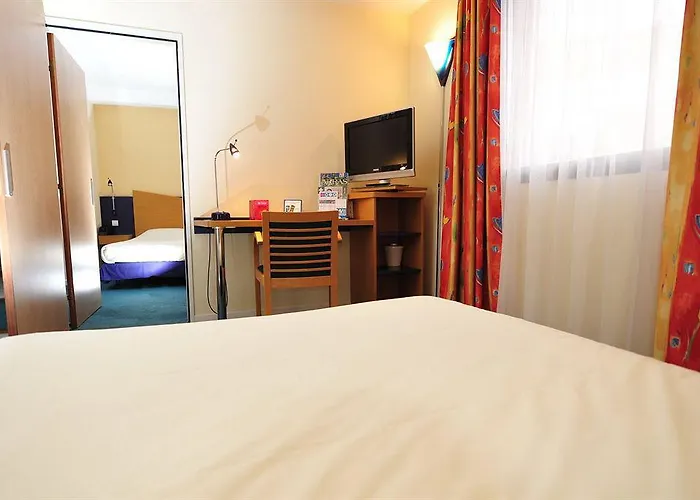 Express By Ihg Hotell 3*